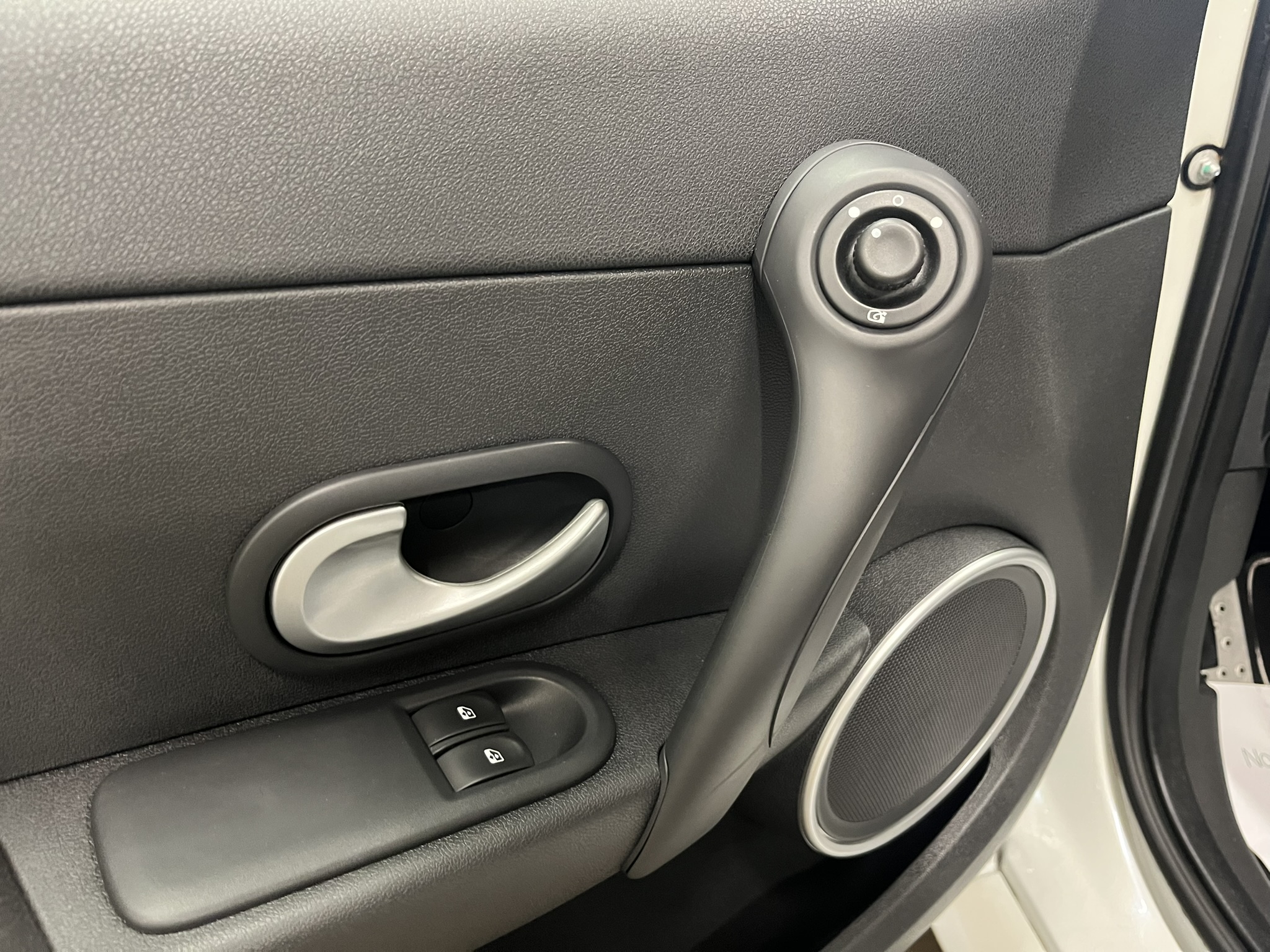 Autocantal.com | RENAULT CLIO 3 RS 20TH ANNIVERSARY